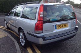 Volvo V70 2.4