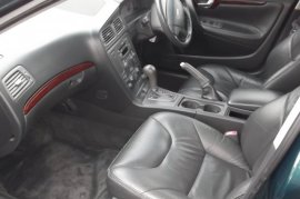 Volvo V70 2.4