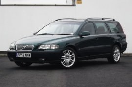 Volvo V70 2.4
