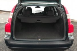 Volvo V70 2.4
