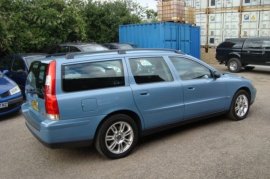 Volvo V70 2.4