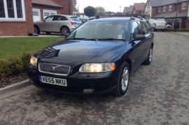 Volvo V70 2.4