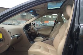 Volvo V70 2.4