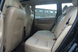 Volvo V70 2.4