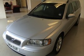 Volvo V70 2.4