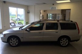 Volvo V70 2.4