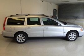 Volvo V70 2.4