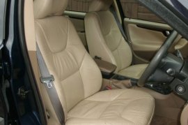 Volvo V70 2.4