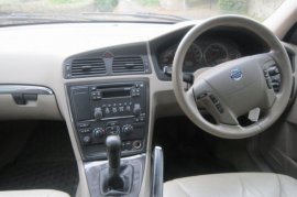 Volvo V70 2.5