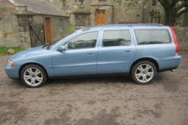 Volvo V70 2.5