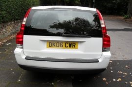 Volvo V70 2.3