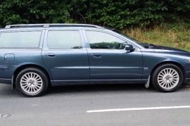 Volvo V70 2.4