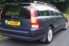 Volvo V70 2.4