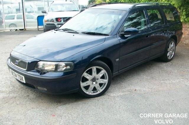 Volvo V70 2.4