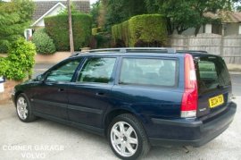 Volvo V70 2.4