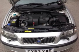 Volvo V70 2.4