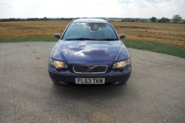 Volvo V70 2.4