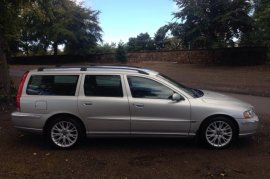 Volvo V70 2.4