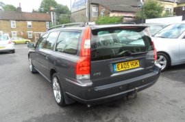 Volvo V70 2.4
