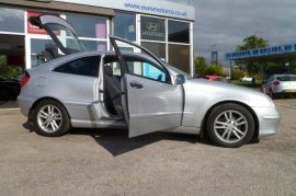 Mercedes-Benz C Class Auto 2.2