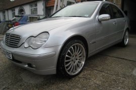 Mercedes-Benz C Class Auto 2.6