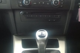 BMW 3 SERIES 3.0 325i SE