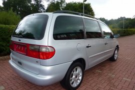 Ford Galaxy 2.3