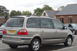 Ford Galaxy 1.9