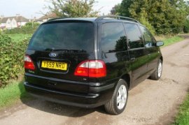 Ford Galaxy 2.3