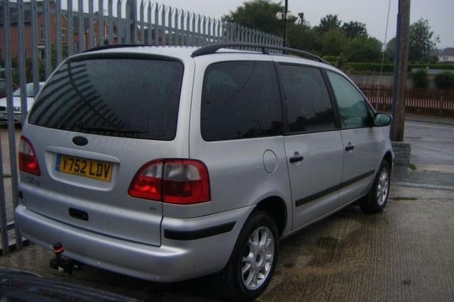 Ford Galaxy 2.3