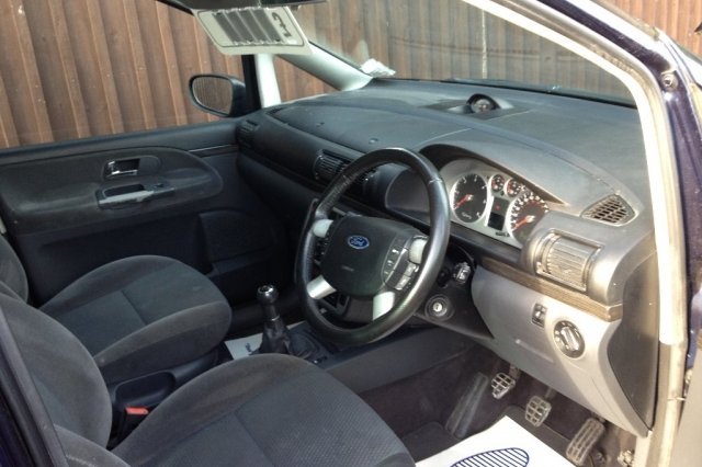 Ford Galaxy 1.9
