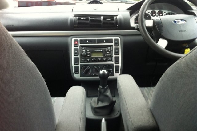 Ford Galaxy 1.9
