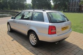 Audi A4 2.5 TDi SE 5dr Auto