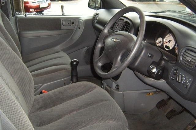 Chrysler Voyager 2.5