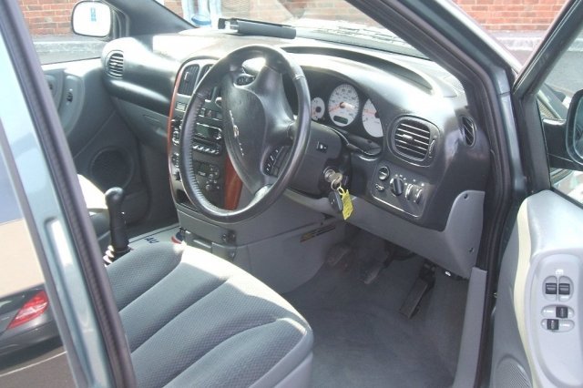 Chrysler Voyager 2.4