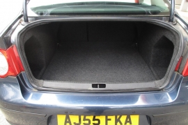  Volkswagen Passat 1.6 FSI S 4dr 