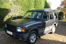 Land Rover Discovery 300  2.5