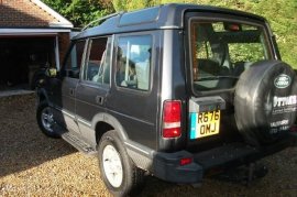 Land Rover Discovery 300  2.5