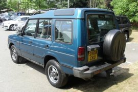 Land Rover Discovery 300  2.5