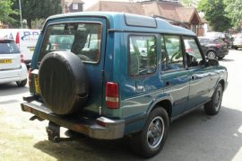 Land Rover Discovery 300  2.5