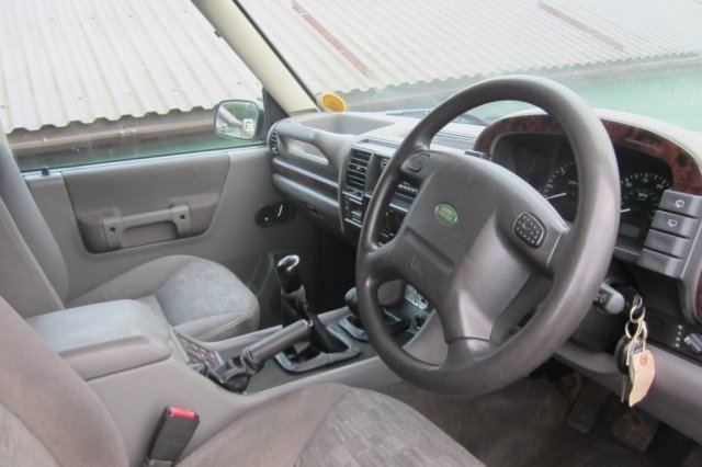 Land Rover Discovery  2.5