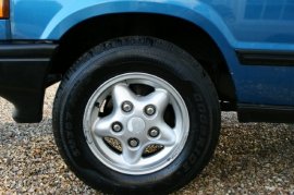 Land Rover Discovery  2.5