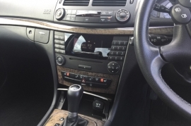 Mercedes-Benz E220 CDI AVANTGARDE 2.1