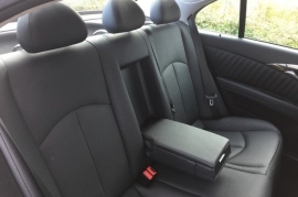 Mercedes-Benz E220 CDI AVANTGARDE 2.1