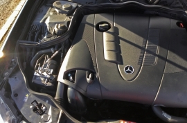 Mercedes-Benz E220 CDI AVANTGARDE 2.1