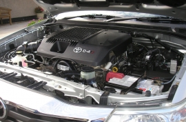 Toyota Hilux 2.5 D-4D HL2