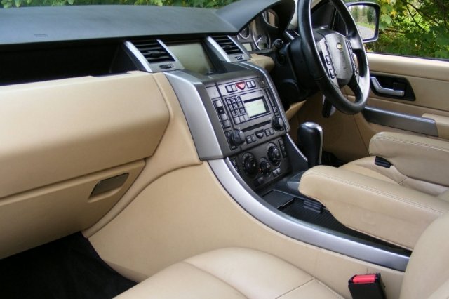 Land Rover Range Rover Sport 2.7