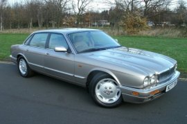 Jaguar XJ XJ8 3.2