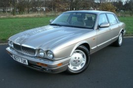 Jaguar XJ XJ8 3.2