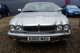 Jaguar XJ 4.0